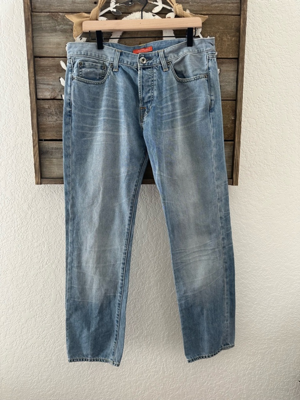 VTG Ed Hardy Men's Light Wash Blue Jeans - Casual Straight Fit size 34 x 32